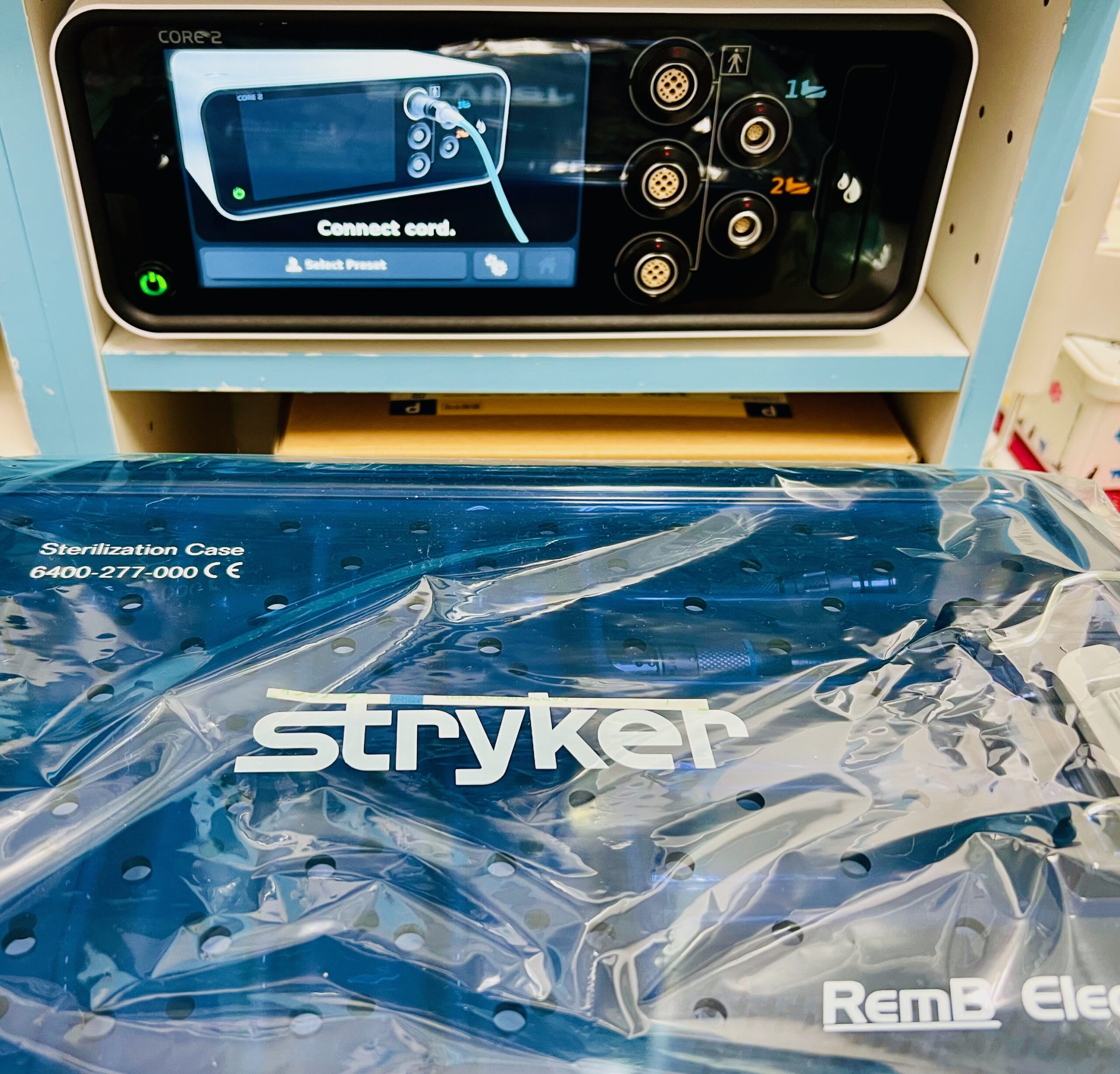 横浜 金沢区の動物病院 マーサ動物病院 医療設備 Stryker cor2 電動マイクロドリルシステム